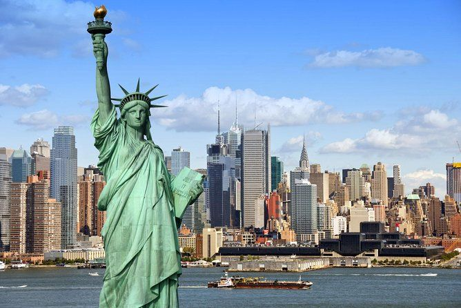 This image showcases the New York City skyline and Statue of Liberty, representing New York and its iconic landmarks. It can be used to visually support content about the New York Stealth Crawler Ban and related legislation.